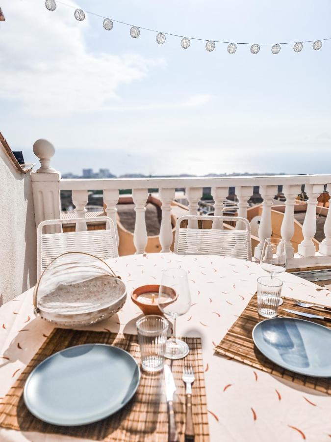 Oceanview Boutique House, 125 Sqm, Parking, Sunset Rooftop أذيخي المظهر الخارجي الصورة